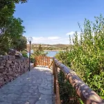 With Direct Access And Stunning Views 科斯塔克拉里那