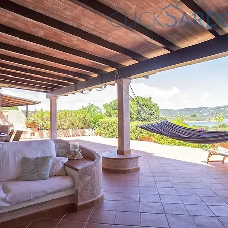 Con Sotto Casa E Vista Meravigliosa Villa