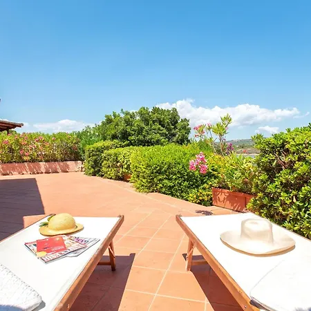 With Direct Access And Stunning Views *