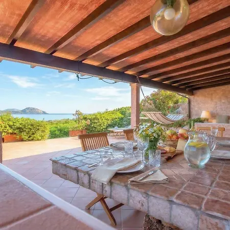 Villa With Direct Access And Stunning Views