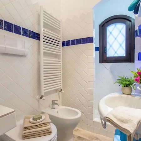 With Direct Access And Stunning Views * Costa Corallina