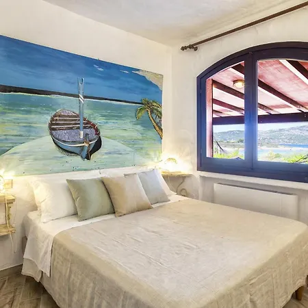 Villa With Direct Access And Stunning Views *